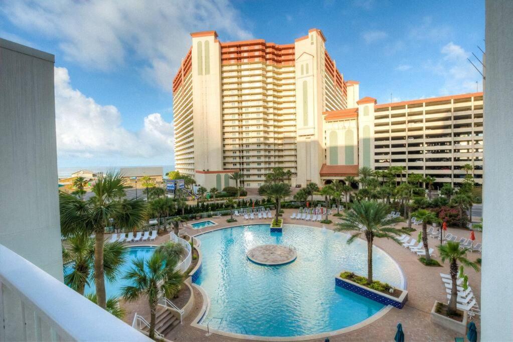 Laketown Wharf Elite Class *