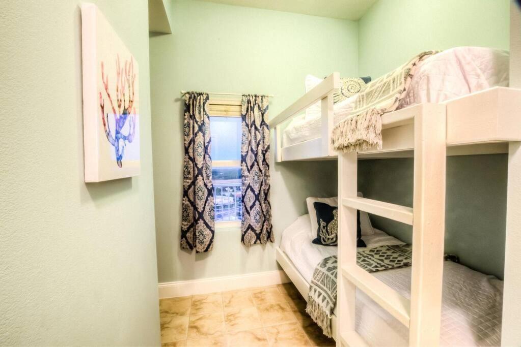 Apartment Laketown Wharf Elite Class